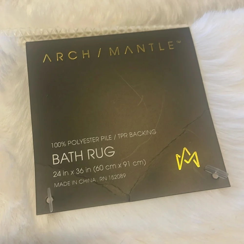New 24” x 36” Bath Rug White - ARCH / MANTLE